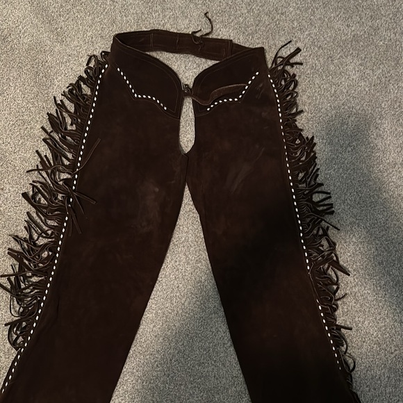 Fringed Brown Women's Chaps - Picture 9 of 12